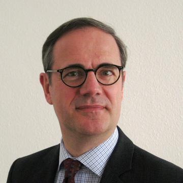 Professor Bernhard Ebbinghaus is a Senior Research Fellow of Green Templeton College. He is Professor of Social Policy and Head of Department at the Department of Social Policy and Intervention, University of Oxford.