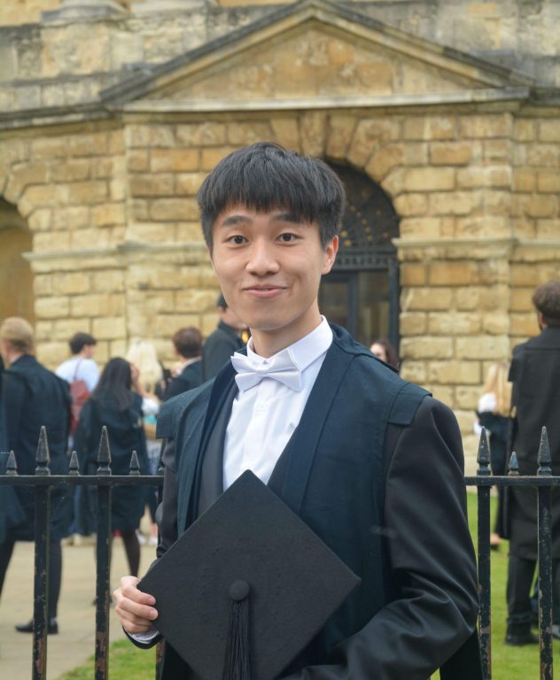 Ben Lo infront of the Radcliffe Camera 