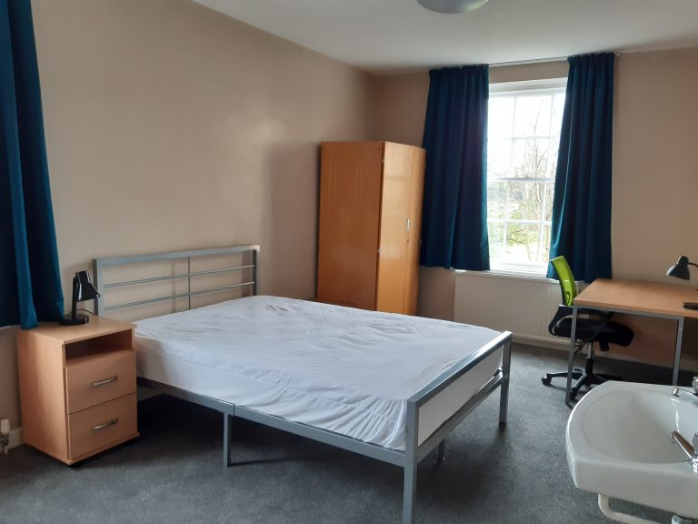 Room F28 Doll building 