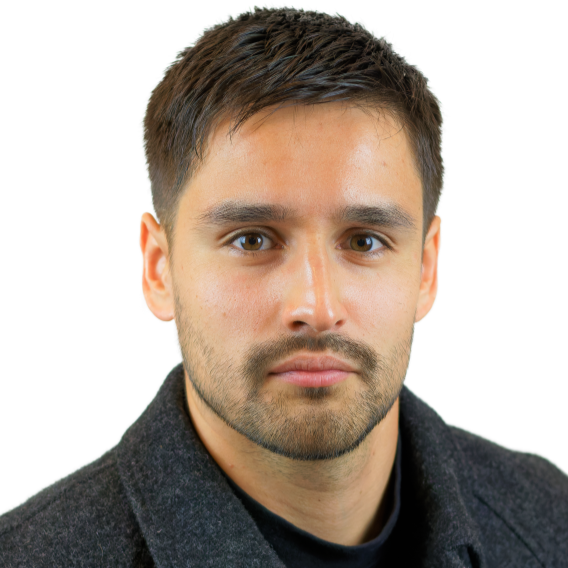 Daniel Barker Flores Profile Pic 2024 In Dark Top