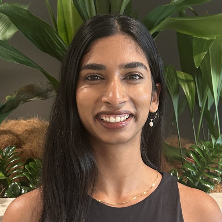 Disha Gomathinayagam Profile Pic