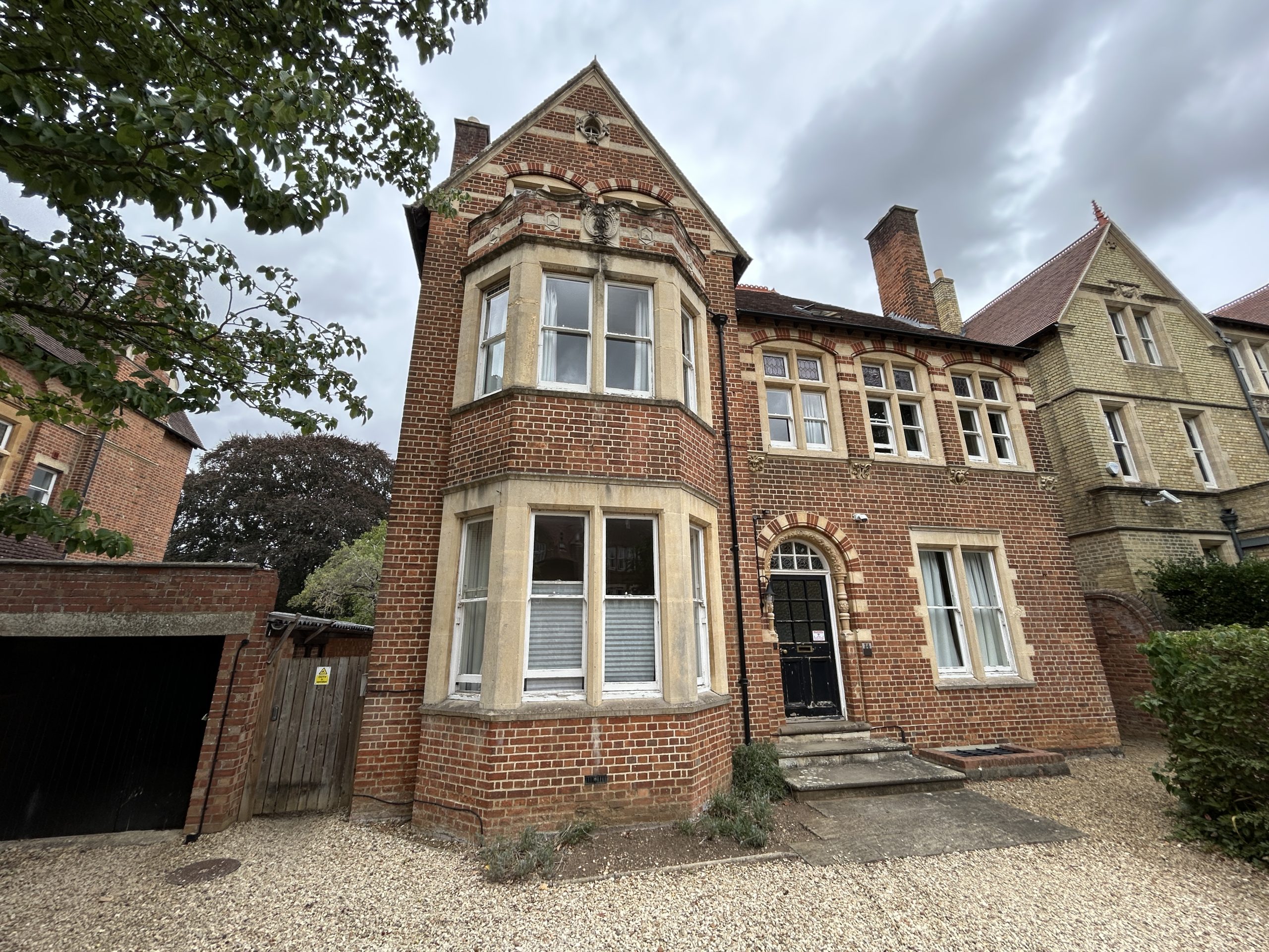 34 St Margret's Road External